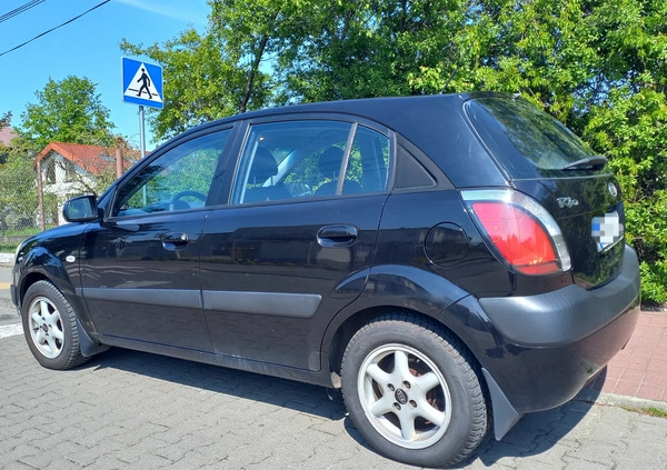 Kia Rio cena 7000 przebieg: 230000, rok produkcji 2008 z Warszawa małe 67